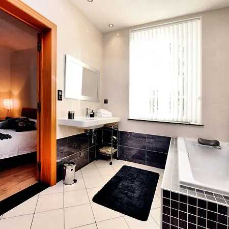 Countryside Escape For 9, Cleaning Included Holiday home Honnay