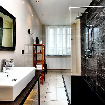 Countryside Escape For 9, Cleaning Included Holiday home