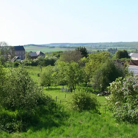 In Ardennes With Private Garden, Cleaning Included *