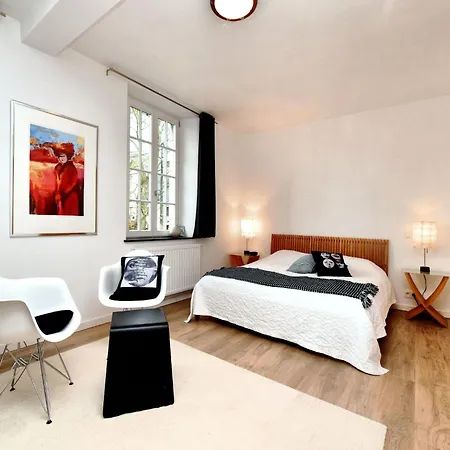 Countryside Escape For 9, Cleaning Included