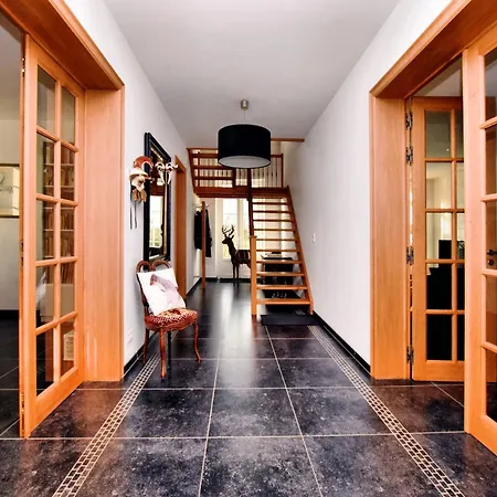 Countryside Escape For 9, Cleaning Included Holiday home Honnay